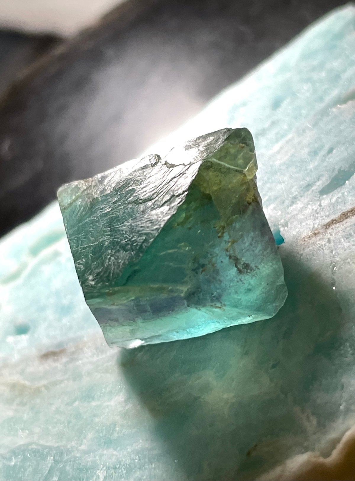 フローライト【蛍石】八面体◇原石◇結晶◇天然石◇パワーストーン