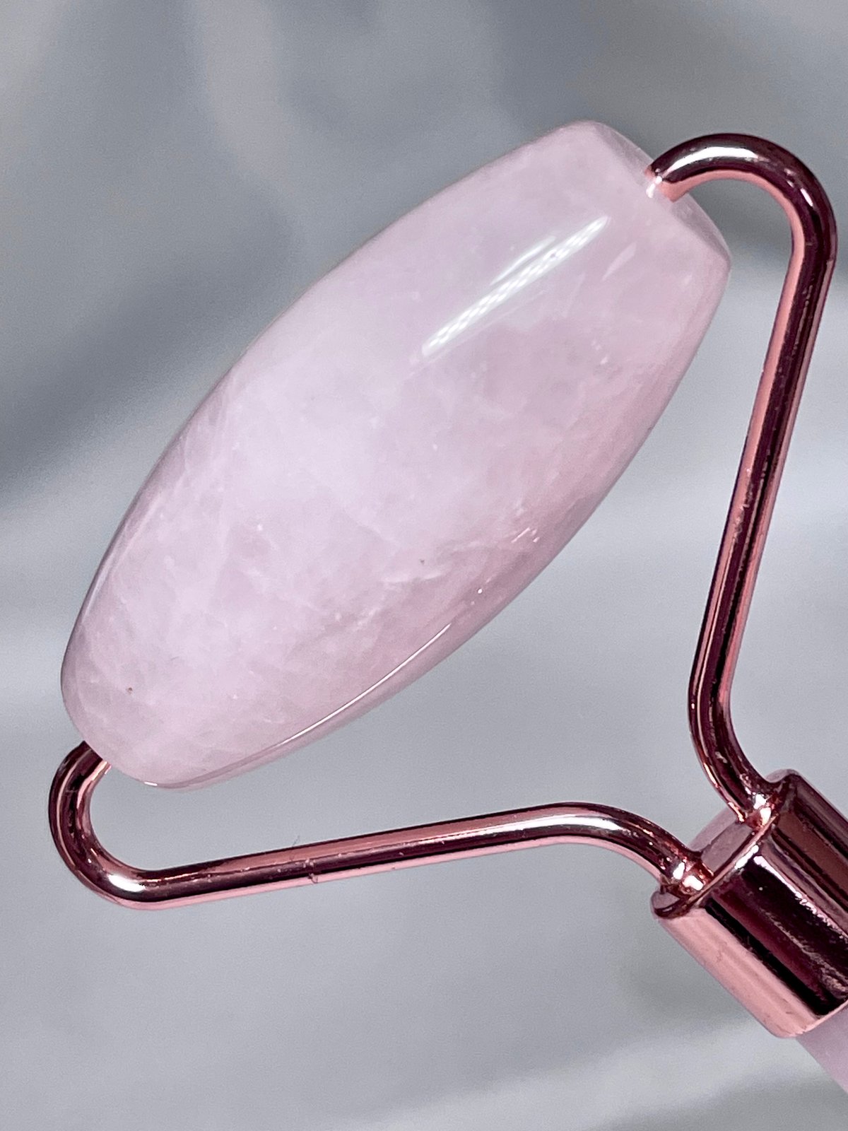 ローズクォーツ【紅石英】美顔ローラー◇マッサージローラー◇天然石