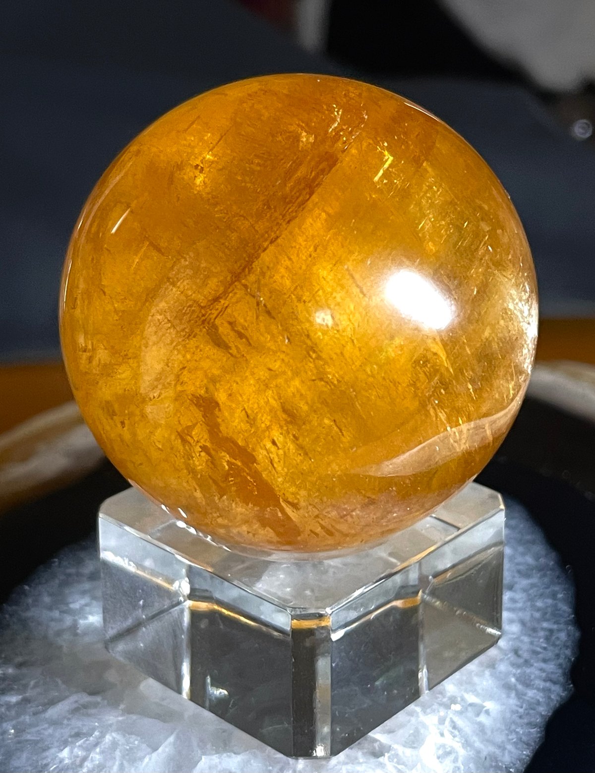 ✨破格✨絶品‼️イエロージャスパー☆噴水☆天然石⭐︎ファウンテン☆秘蔵品⭐︎2100g 楽天市場】ゴールデンイエローカルサイト球 ブラジル産 丸玉