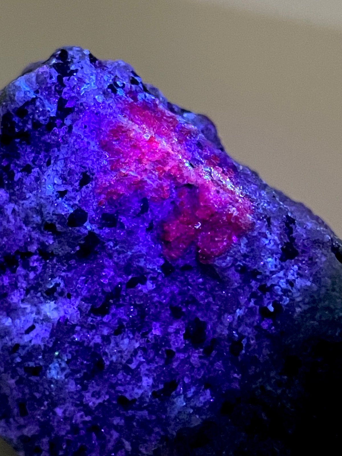 Z5☆格安NEW☆陰陽エネルギー☆【ルビーインゾイサイト『灰簾石』】❤️