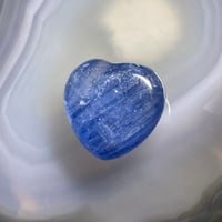 カイヤナイト【藍晶石】ハート◆ルース◆カボション◆天然石◆パワーストーン