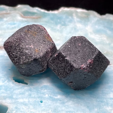【アルマンダイン◆ガーネット】結晶◆原石◆天然石◆パワーストーン