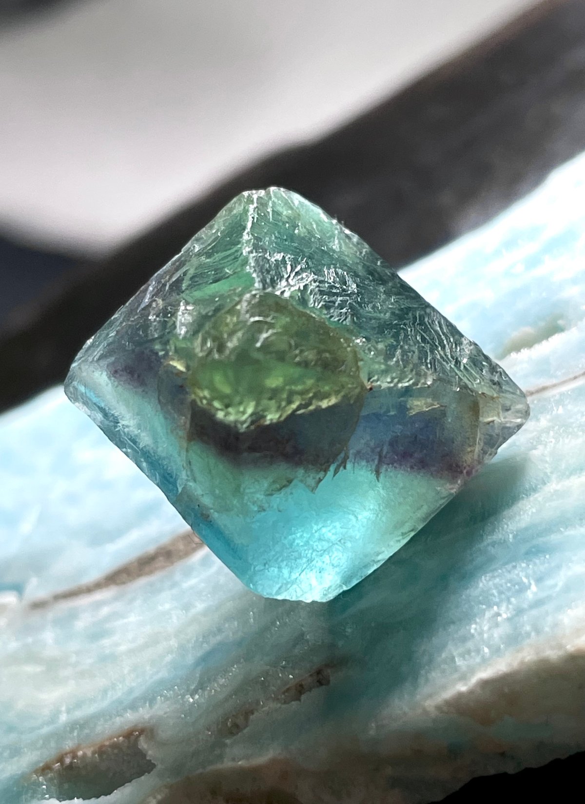 フローライト【蛍石】八面体◇原石◇結晶◇天然石◇パワーストーン