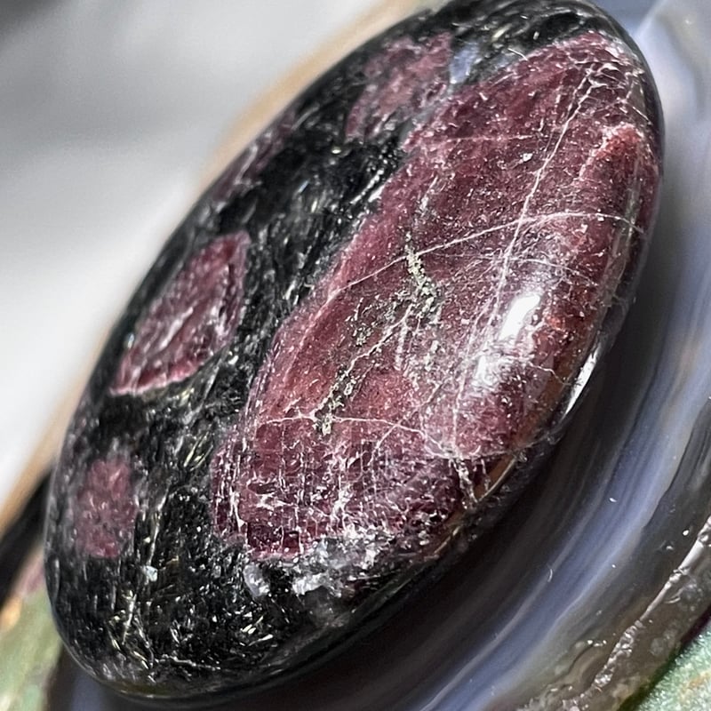 ガーネット イン ヌーマイト】パーム◇タンブル◇天然石