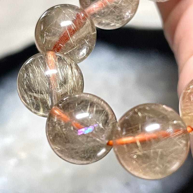超特大　77mm ゴールドルチルクォーツ　金針水晶　パワーストーン ゴールドルチルクォーツ 丸玉 置物｜アップストーンオンビル