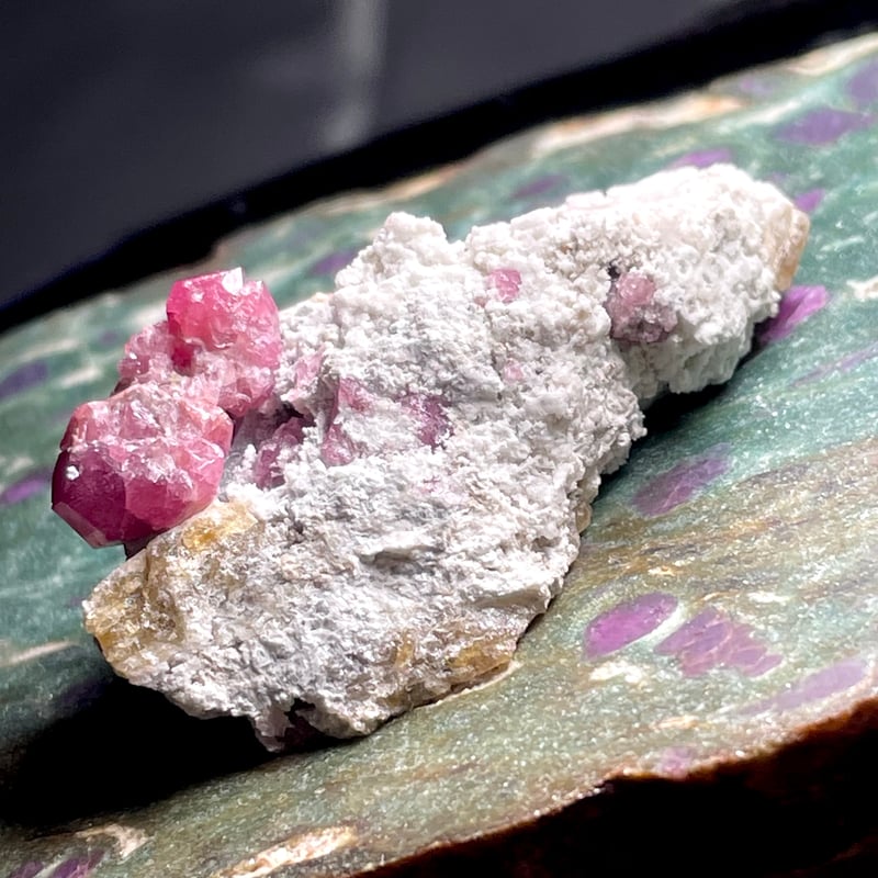 ピンク ガーネット【原石】鉱物◇標本◇天然石◇パワーストーン