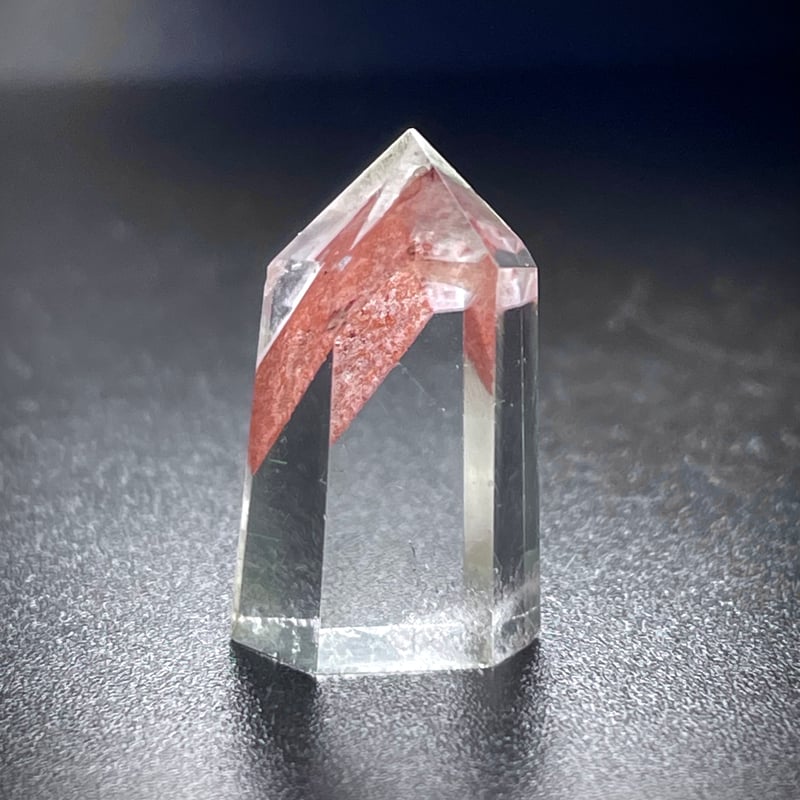 レッドファントムクォーツ【赤幻影水晶】六角柱◇タワー レッドファントムクォーツ【赤幻影水晶】六角柱◇タワー