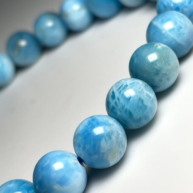 ブルーアパタイト Select by Amulet〜天然石〜 GOLD STONE ブルーアパタイト マダガスカル産 82g 原石 握り石