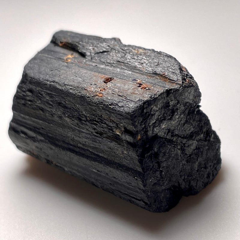 ブラックトルマリン【電気石】原石◇鉱物◇美容・健康運◇天然石
