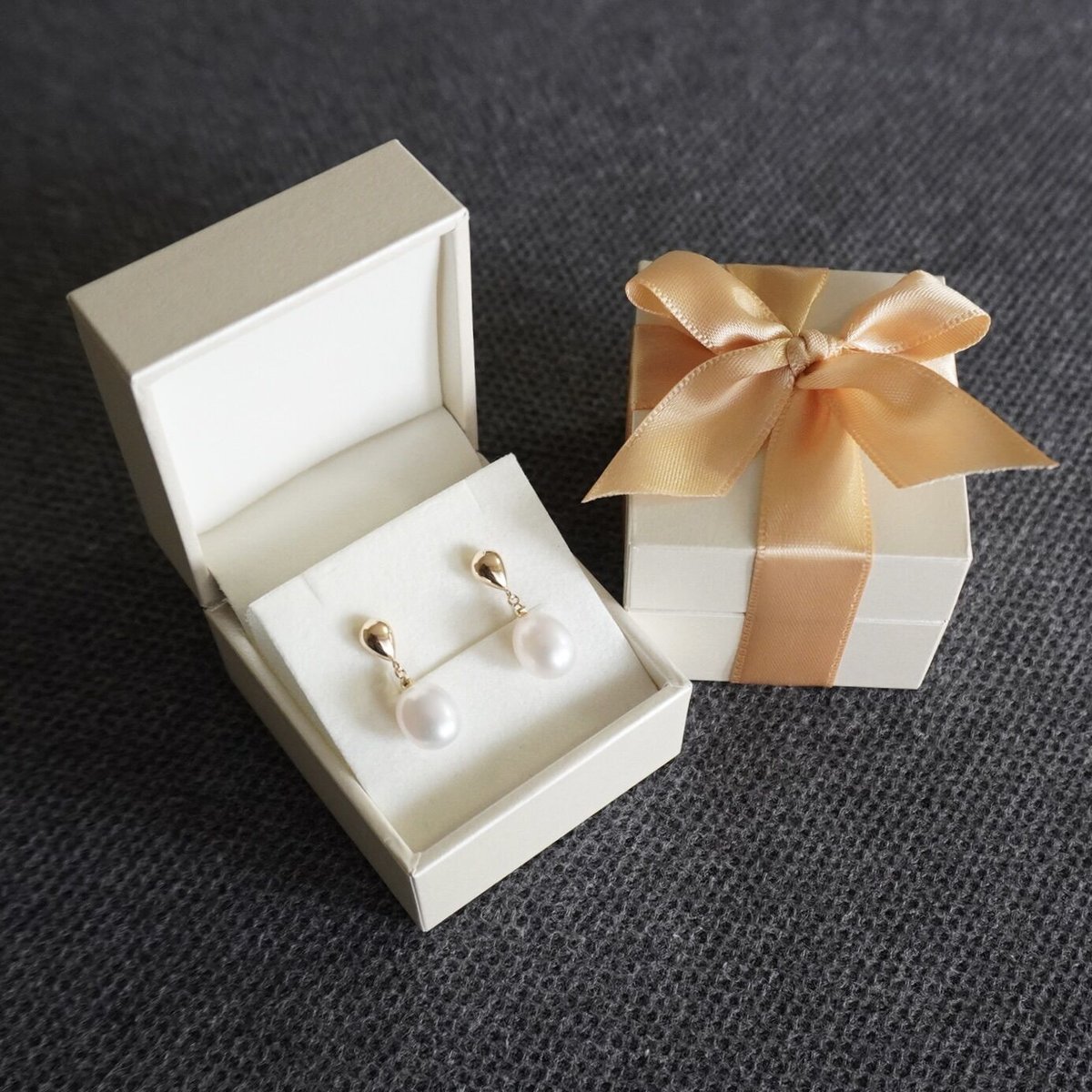 K10YG(イエローゴールド) 揺れるパール ピアス 保証書付 SE-2361 | Koselig