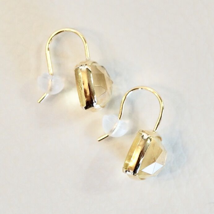 K18YG(イエローゴールド) ハニークオーツ ピアス 保証書付 IA-2653