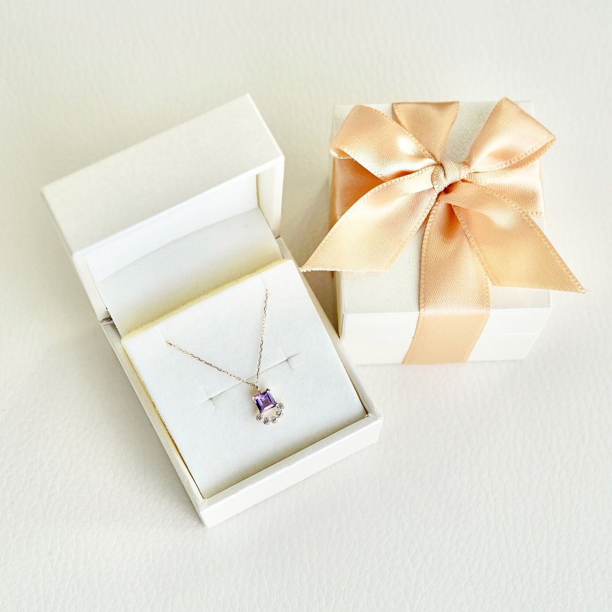 K10YG (イエローゴールド) アメシスト ペンダント ネックレス 保証書付