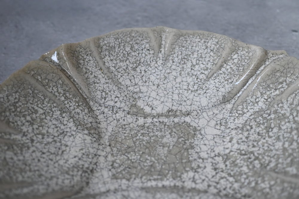 藤原純 シェルオーバル 墨白 | Sno 暮らしのもの 藤原純 シェルオーバル 墨白 | Sno 暮らしのもの