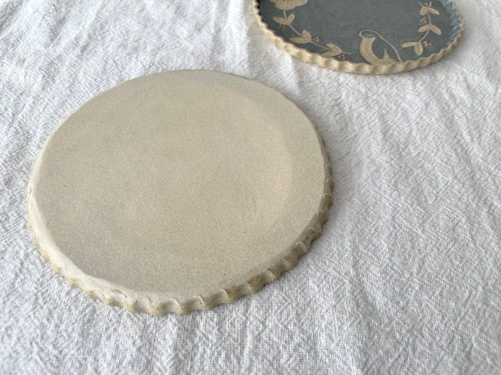 苔色工房 なみなみプレート 紺色 16cm | Sno 暮らしのもの