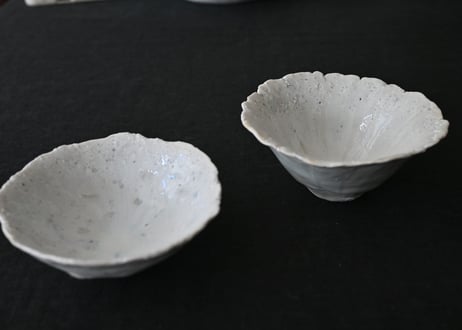 小坂梨絵　鉢  白