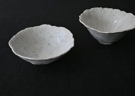 小坂梨絵　鉢  白