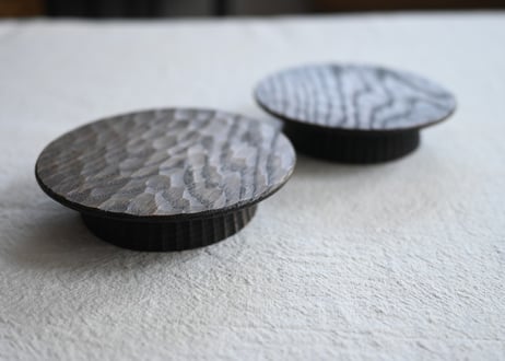 フナハシトモハル  台皿　レッドオーク　墨染め
