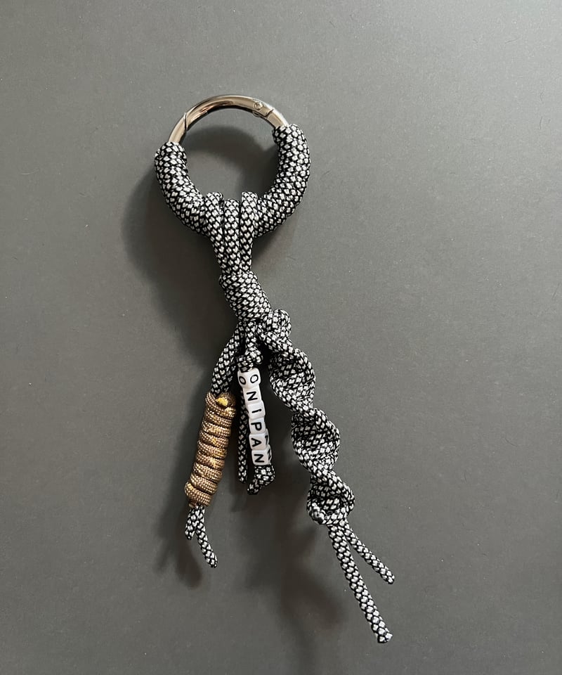 即納】carabiner charm / onipan neko | herin