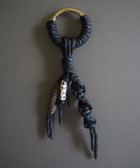【即納】RING carabiner / black mirage