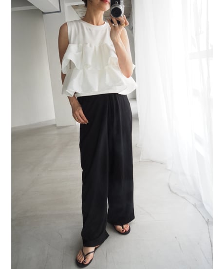 frill docking tops / off