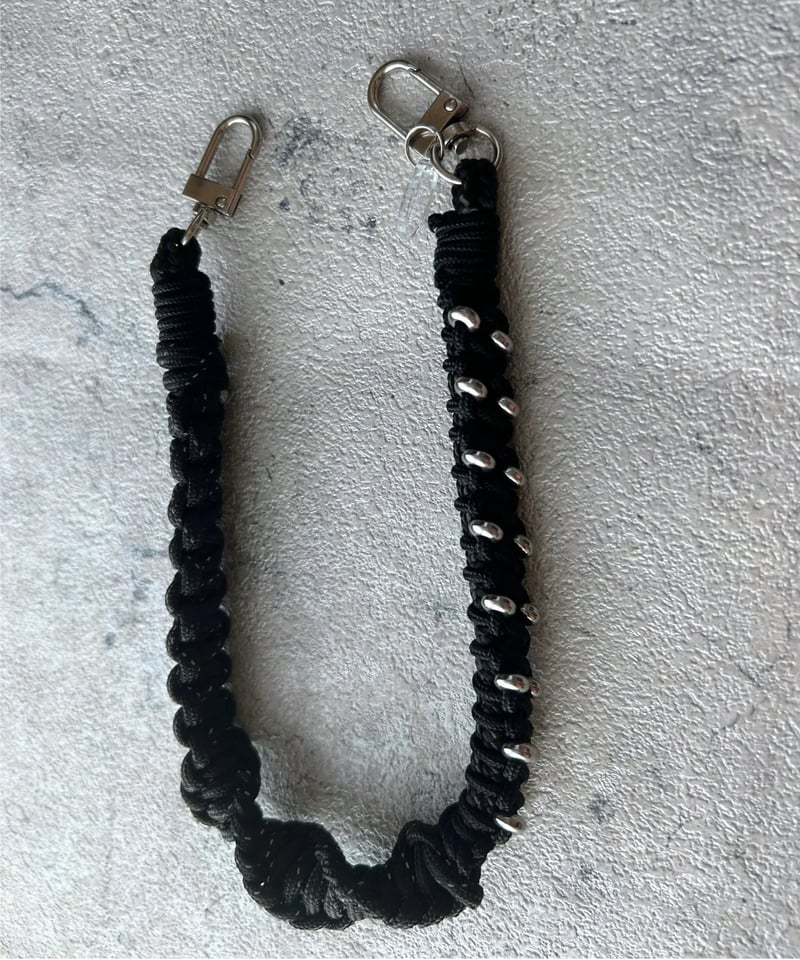 herin 編み込み携帯ストラップ 黒 smartphone strap / parts design | herin