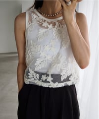 mole embroidery mesh tank / white