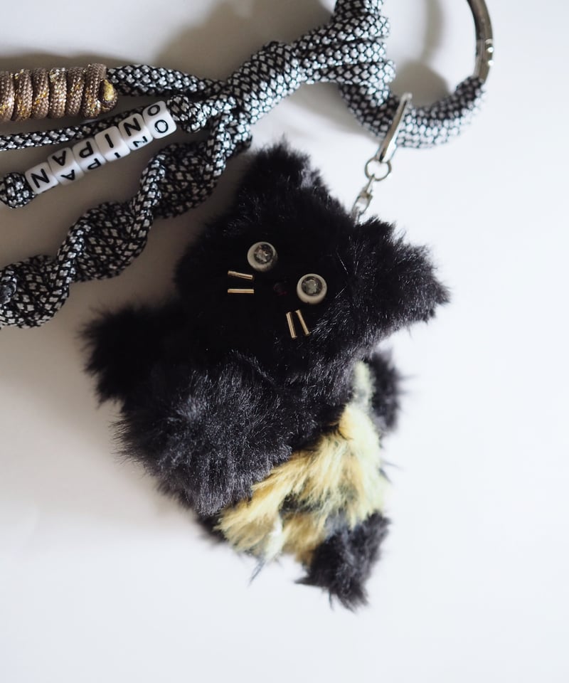即納】carabiner charm / onipan neko | herin