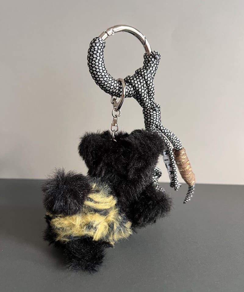 即納】carabiner charm / onipan neko | herin