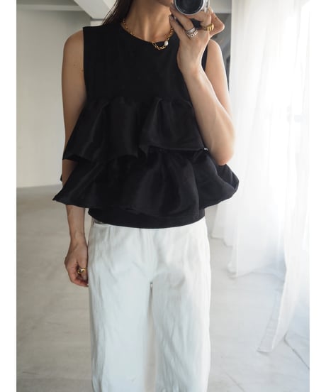 frill docking tops / black