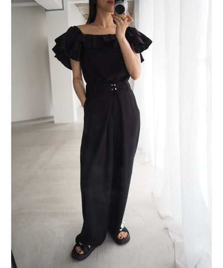 ponti tuck wide slacks / black