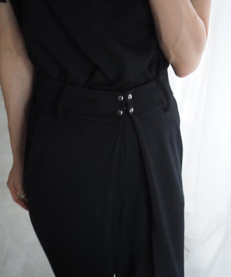 ponti tuck wide slacks / black