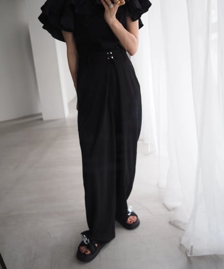 ponti tuck wide slacks / black
