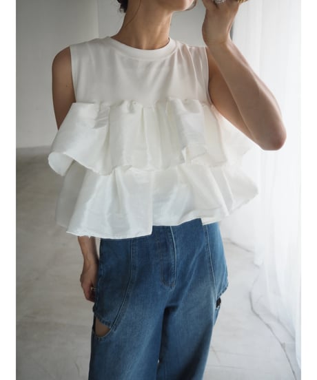 frill docking tops / off