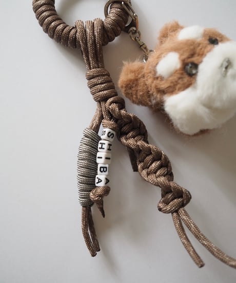 【即納】carabiner charm / shiba brown