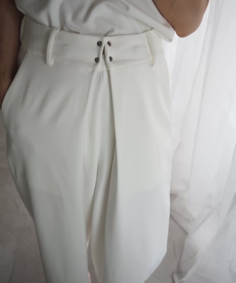 ponti tuck wide slacks / white