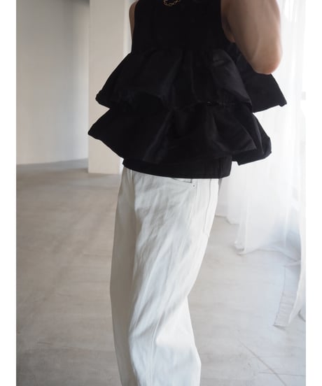 frill docking tops / black