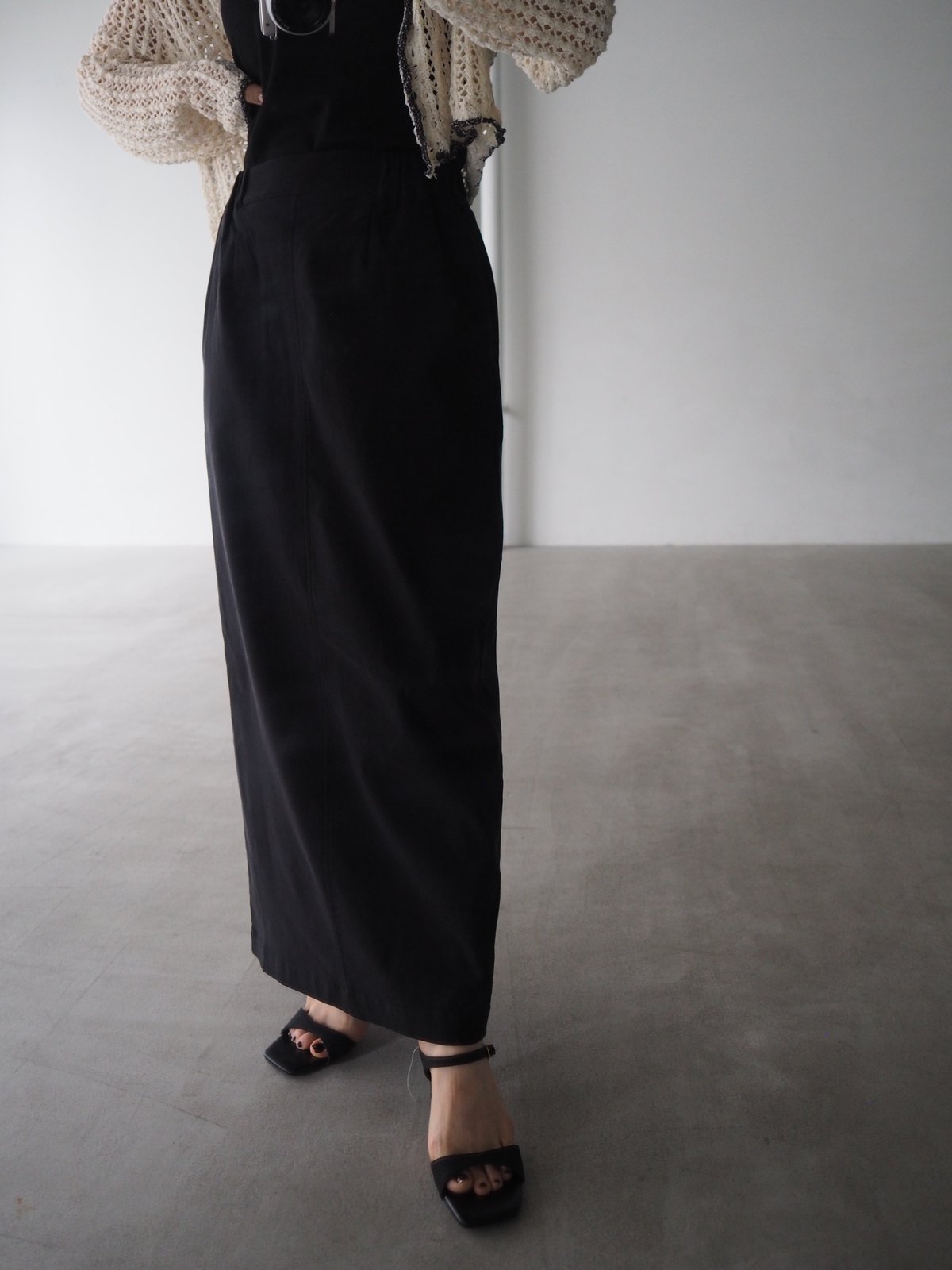 2026 hyper stretch tight skirt / black | herin