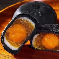 益多家 黑金酥 蛋黃酥 50ｇダンファンスー　パイナップル餡　塩卵入り パイ包み 蛋黄酥 焼き菓子【常温便】