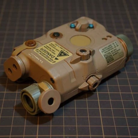 PEQ15型ガンカメラ Runcam2 LA5 充電器付 SOMOGEAR製 】AN/PEQ-15 LA5 ATPIAL & MOD BUTTON レプリカ