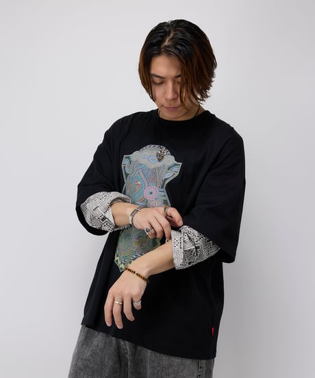 Hatsunex meets Apsu Shusei “Hatsune” フェイクレイヤードTシャツ（漆黒）