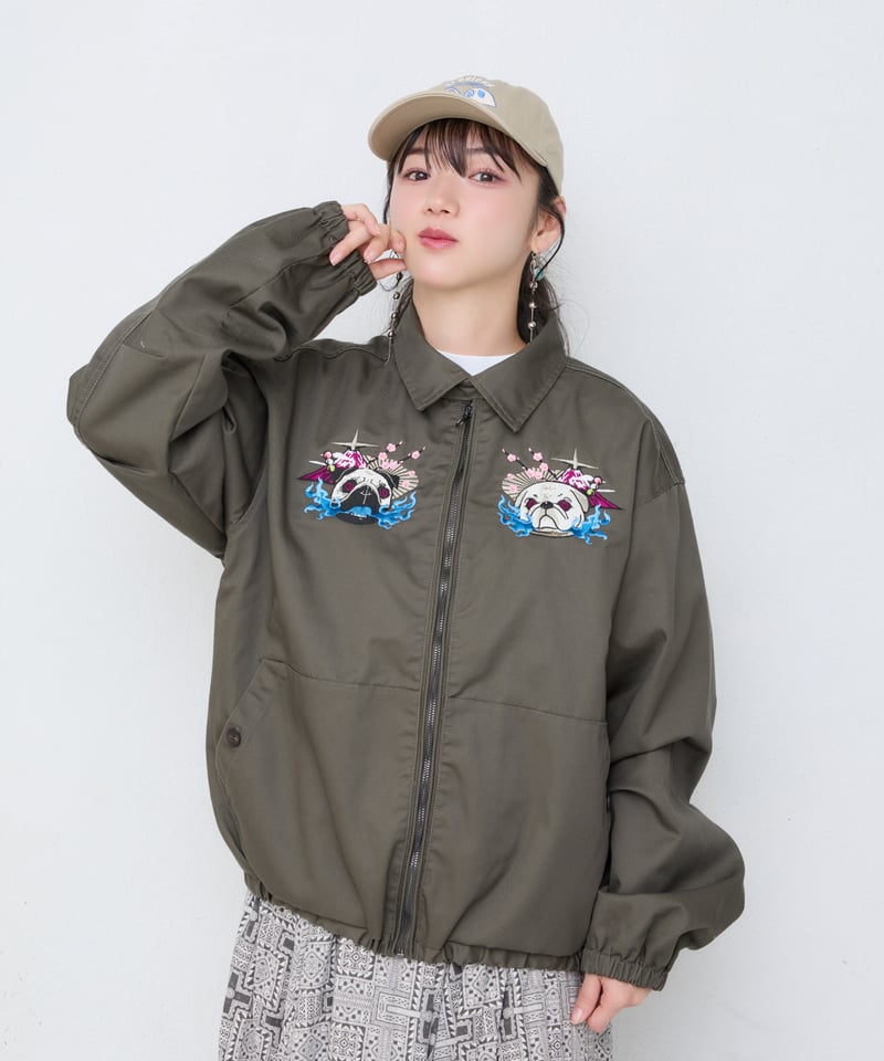 最終値下げ MUZE CLASSICCO 刺繍 ベージュ SHIRTS 刺繍ロゴクロップドTシャツ