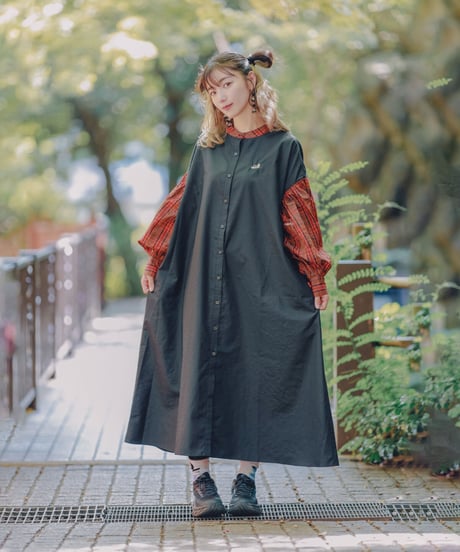 LIMITEDノーカラーワンピース（RED）