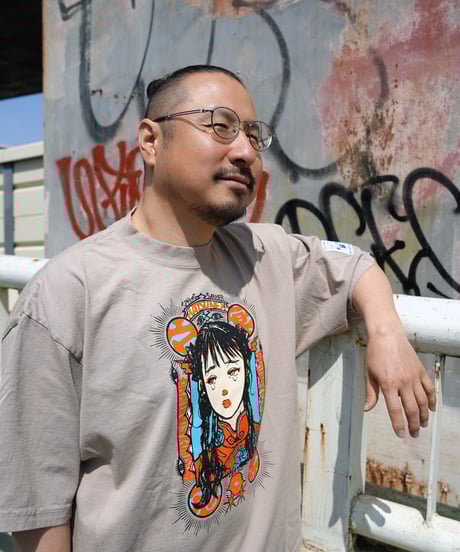 Jiangshi!? ワイドシルエットTシャツ（サンドベージュ）