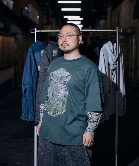 Hatsunex meets Apsu Shusei “Hatsune” フェイクレイヤードTシャツ（翠緑）
