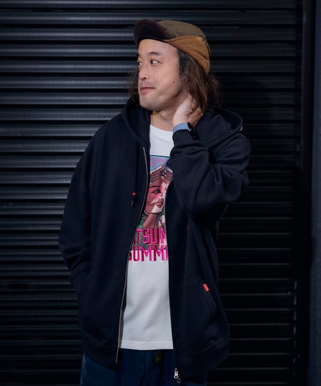 Hatsunex “MITERU” Zip upパーカー（ワインネイビー）