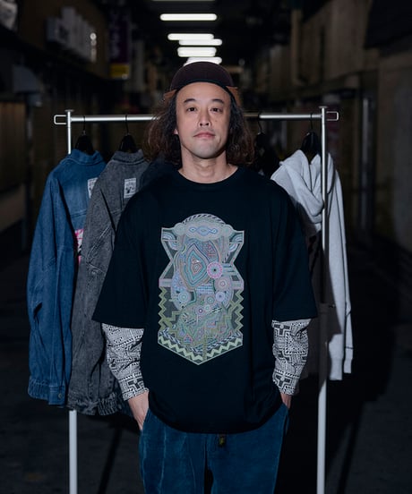 Hatsunex meets Apsu Shusei “Hatsune” フェイクレイヤードTシャツ（漆黒）