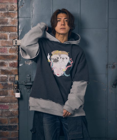 Hatsunex meets ISAMU GAKIYA フェイクレイヤードフーディー（ブラック×グレー）
