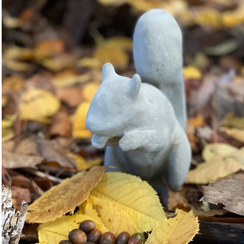 リス ガーデンオーナメント | mi;ko