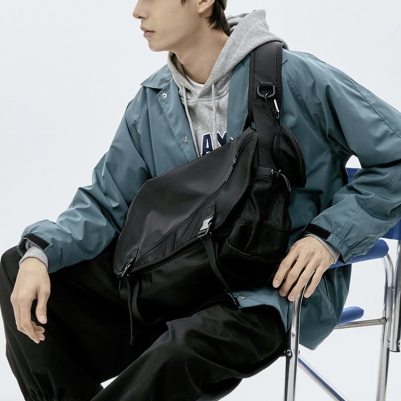 Nylon Tech Messenger Bag | PIEAL