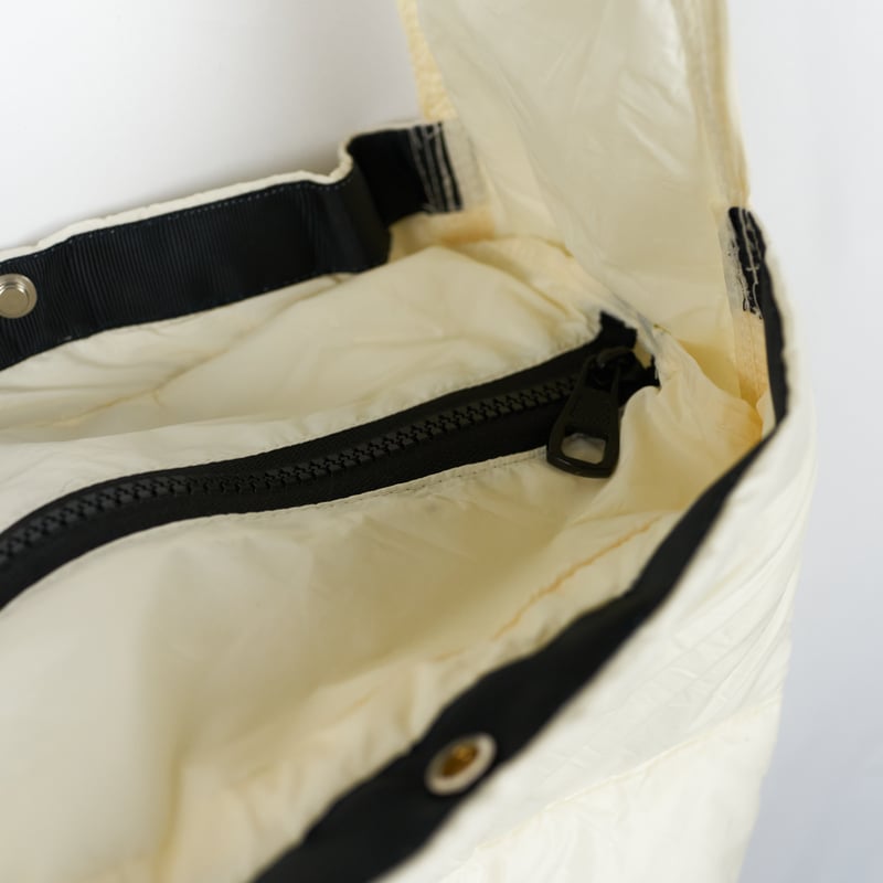 Down Big Messenger Bag | PIEAL